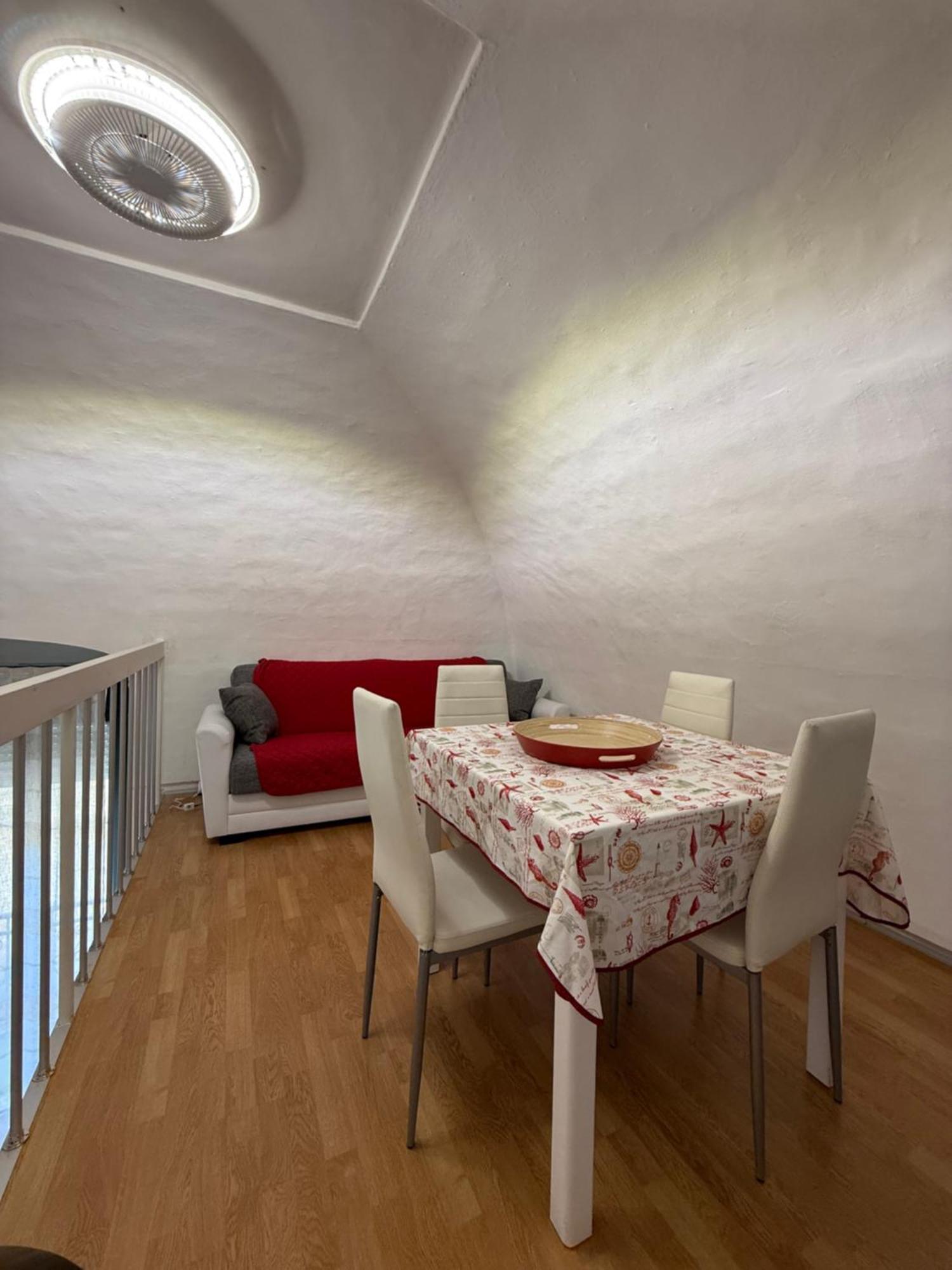 Aura Apartment Brindisi Buitenkant foto
